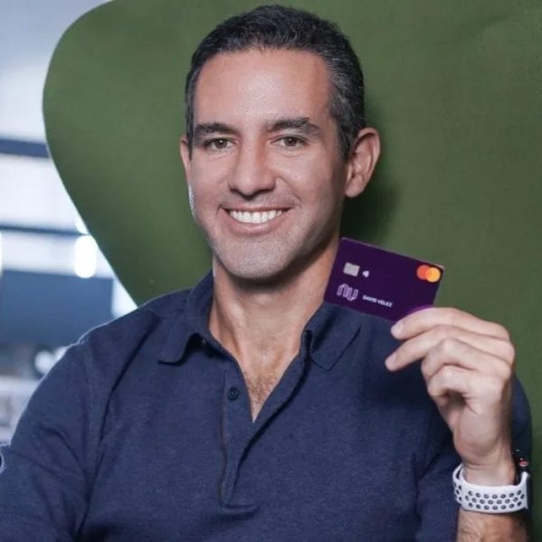 La Historia de Éxito de David Vélez y Nubank