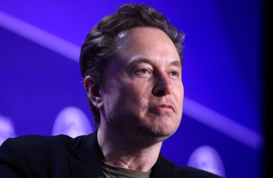La inspiradora historia de Elon Musk y su éxito empresarial