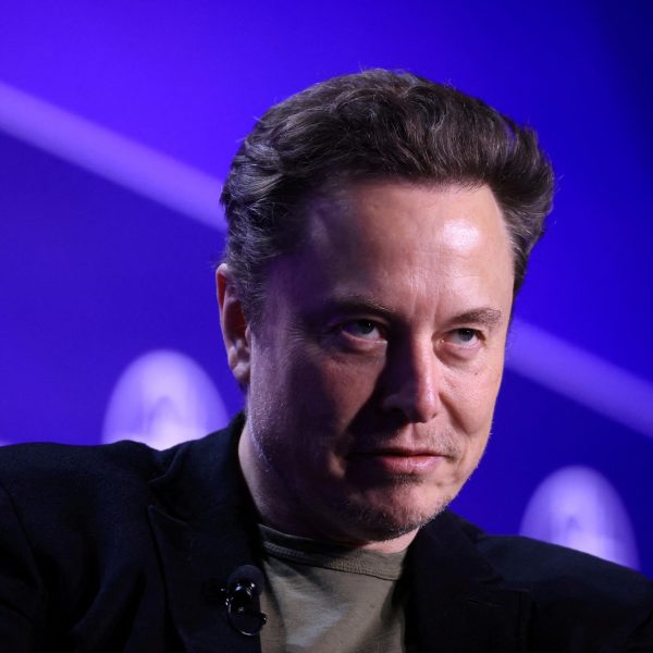 La Inspiradora Historia de Elon Musk: Un Emprendedor Visionario